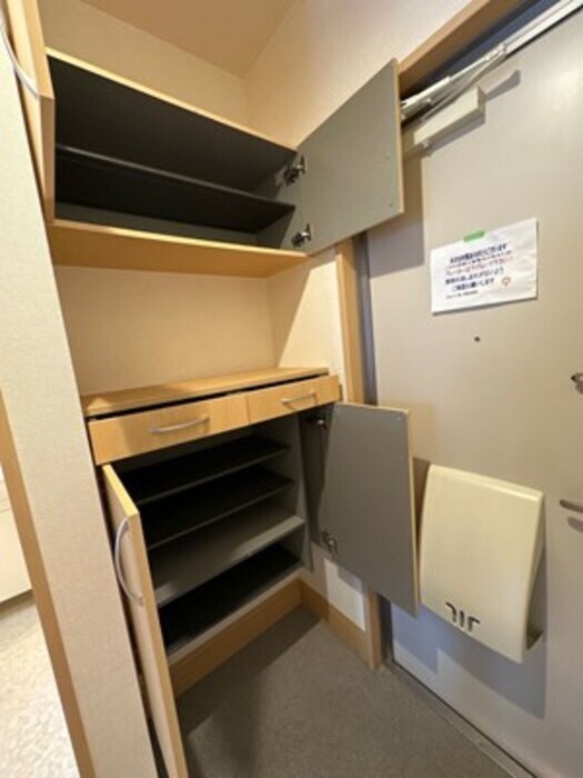 物件内観写真17　(シューズボックス)