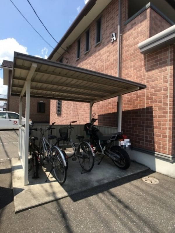 建物設備(駐輪場)