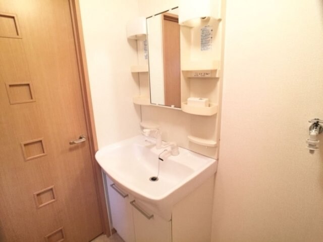 物件内観写真9　(洗面所)