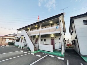 ウィングヴィラ枝野C棟外観写真
