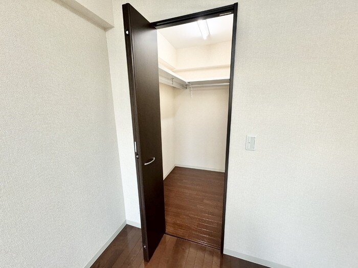 物件内観写真21　(ウォークインクローゼット)