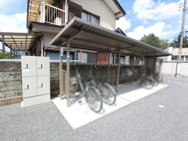 建物設備(駐輪場 宅配ボックス付き)