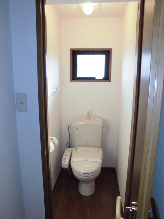 物件内観写真9　(トイレ)