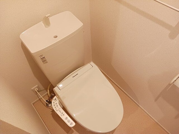 トイレ(落ち着いたトイレです)