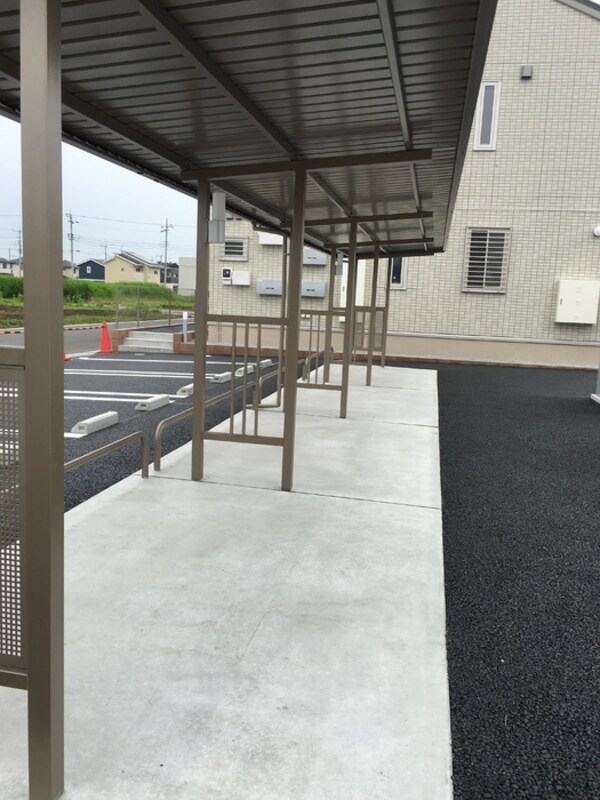 建物設備(駐輪場)