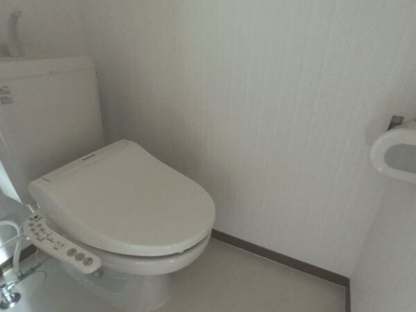 トイレ(温水洗浄暖房便座)