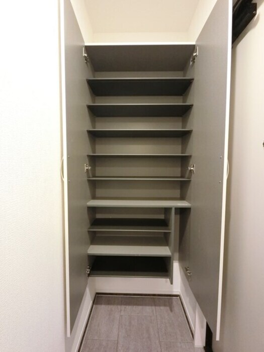 物件内観写真23　(シューズボックス)