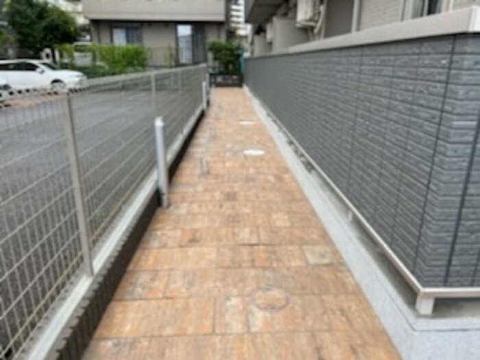 物件内観写真24　(駐輪場)