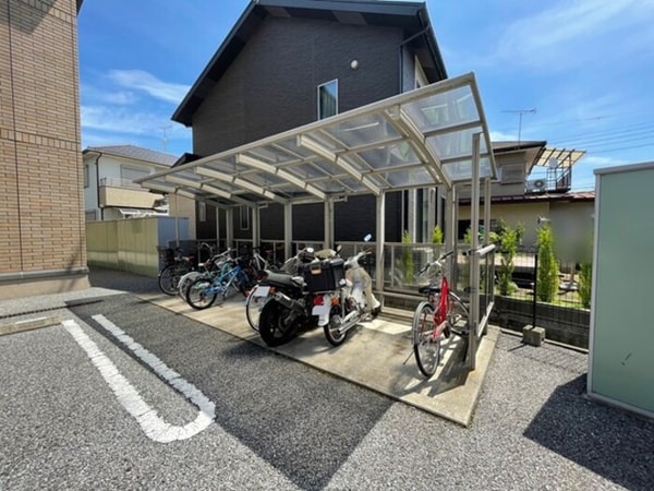 建物設備(駐輪場)