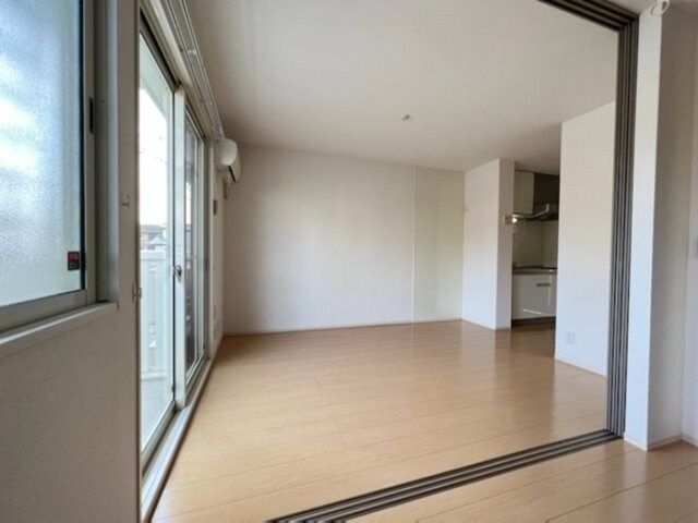 物件内観写真7　(リビング)