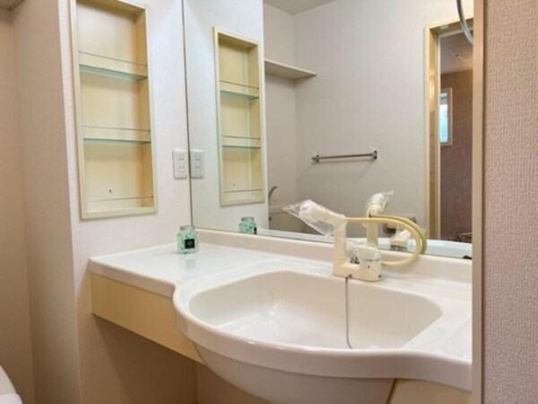 洗面・脱衣所(カウンター洗面台)