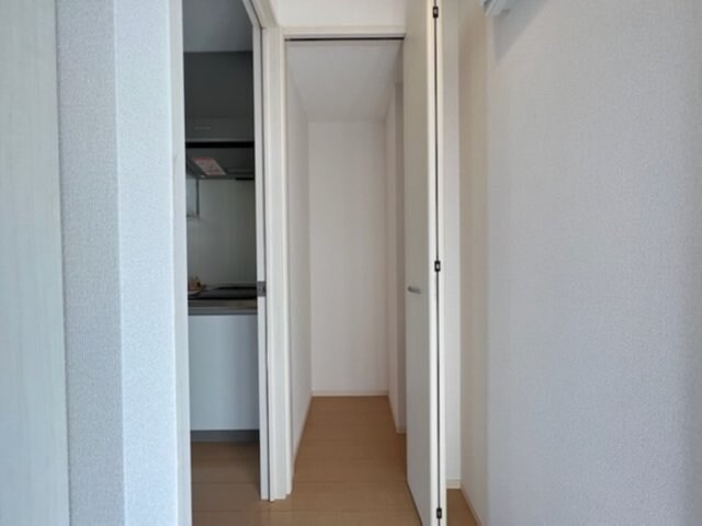 物件内観写真20　(玄関・収納)