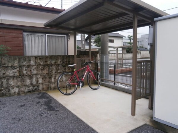建物設備(駐輪場)