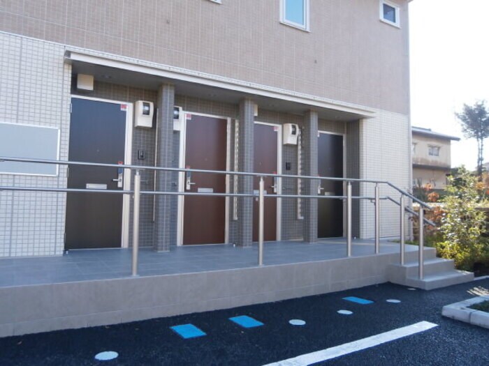 物件外観写真3　(ロビー)