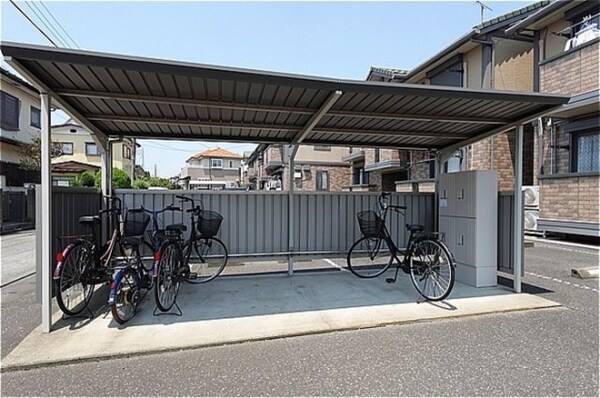建物設備(駐輪場)