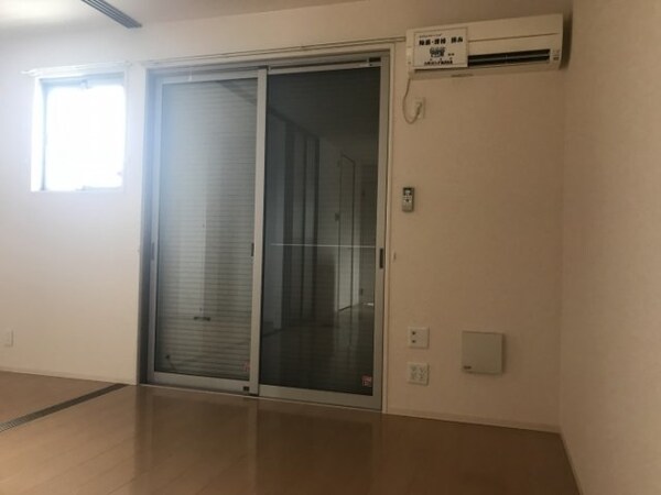 建物設備(シャッター雨戸)