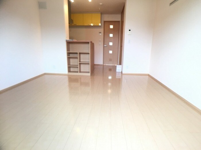 物件内観写真4　(洋室)