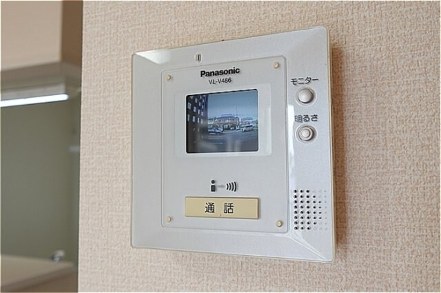 物件内観写真18　(カラーモニターインターホン)