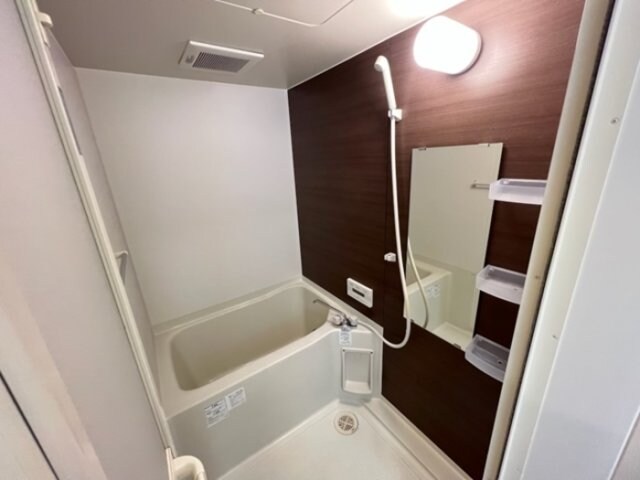 物件内観写真7　(浴室)