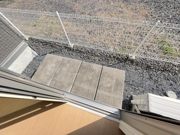 物件内観写真13　(専用庭)