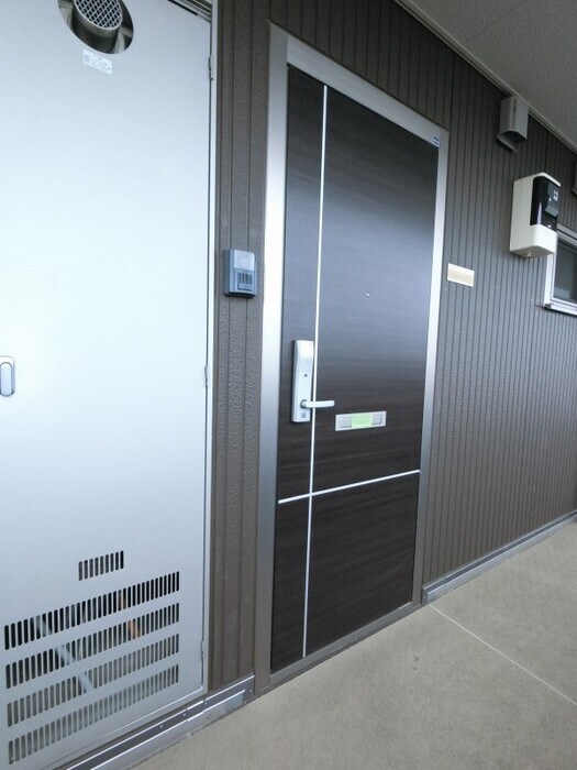 物件内観写真19　(玄関ドア)