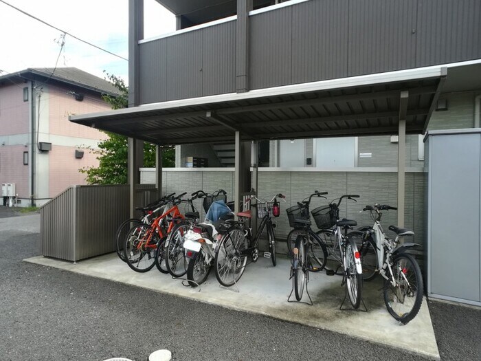 物件内観写真20　(駐輪場)