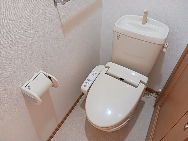 トイレ(落ち着いたトイレです)