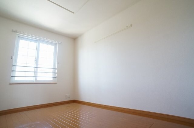 物件内観写真12　(過ごしやすい室内です)