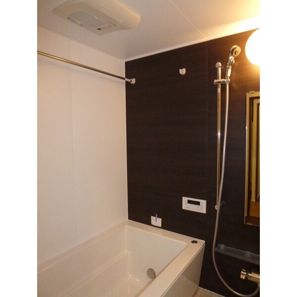 浴室(写真は別部屋になります。)