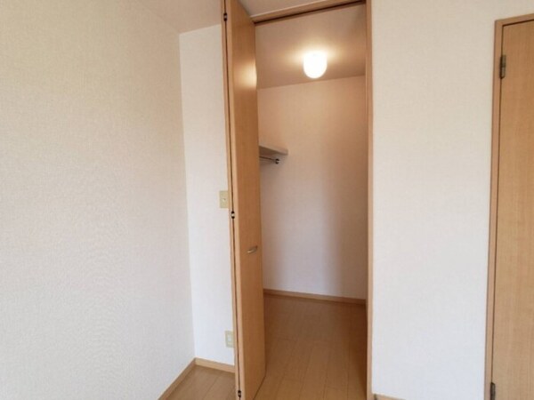 収納(ウォークインクローゼット)
