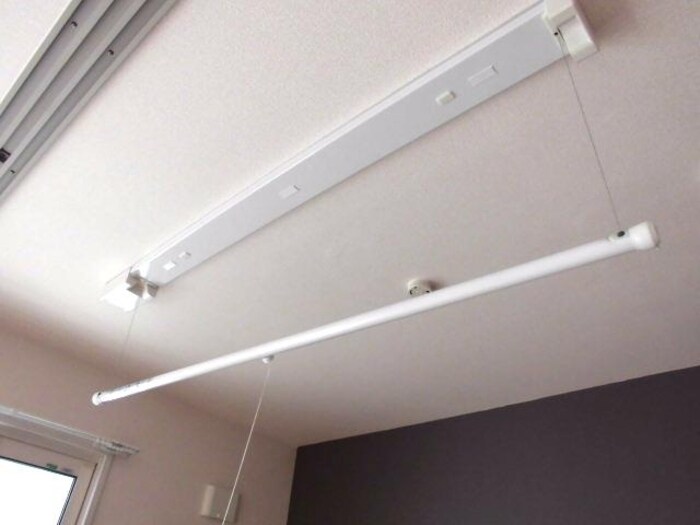 物件内観写真20　(室内物干し)