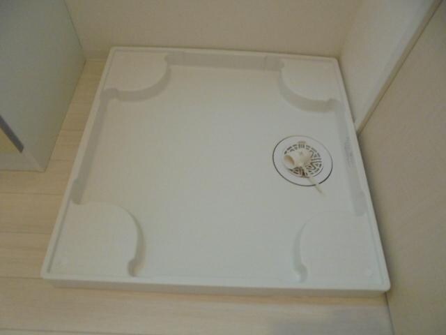 物件内観写真24　(洗濯機置場)