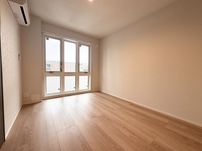 物件内観写真17　(洋室)