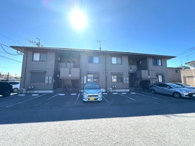 物件外観写真1　(建物外観)