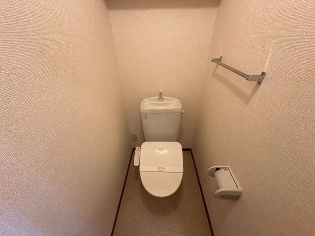 物件内観写真14　(トイレ)