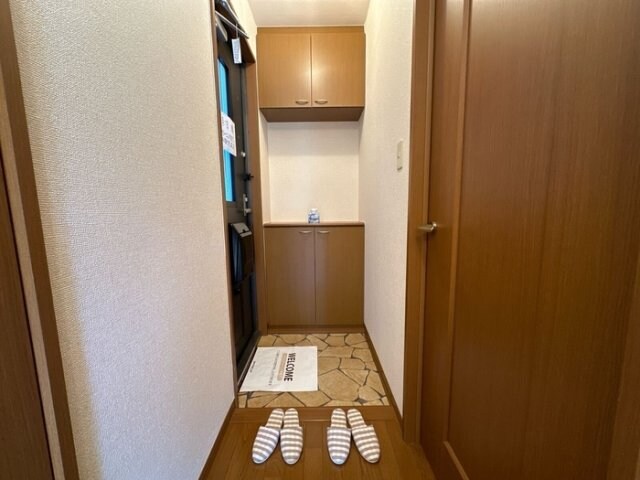 物件内観写真19　(玄関)