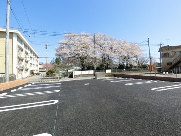 駐車場(駐車場)