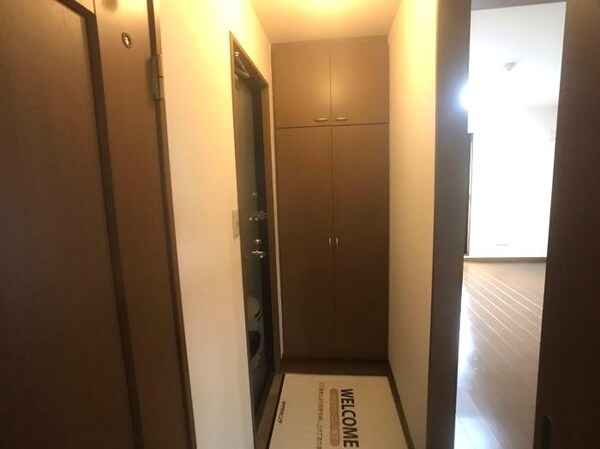 玄関(玄関)