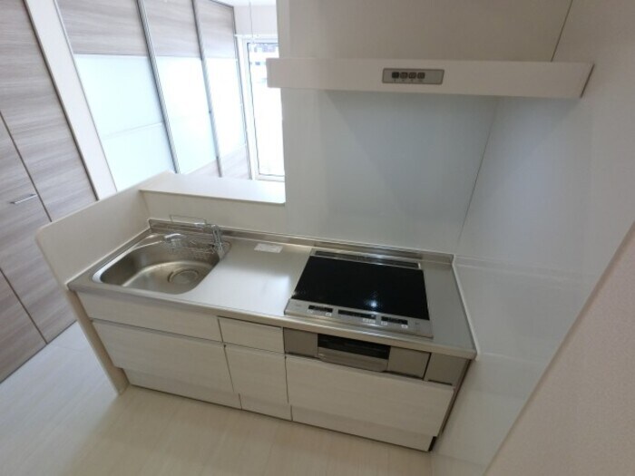 物件内観写真8　(ＩＨ付き対面キッチン)