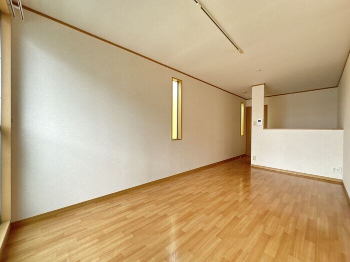 物件内観写真6　(洋室)