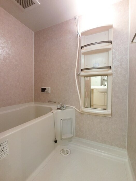 物件内観写真8　(浴室)
