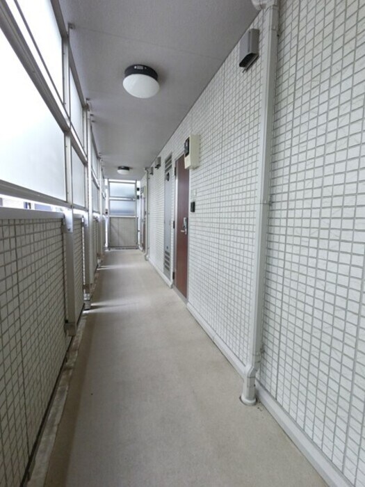 物件外観写真3　(ロビー)