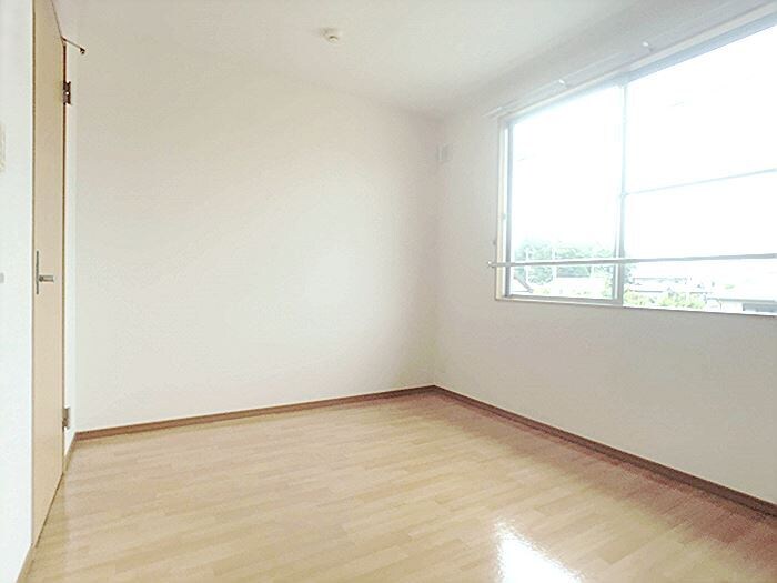 物件内観写真9　(洋室)