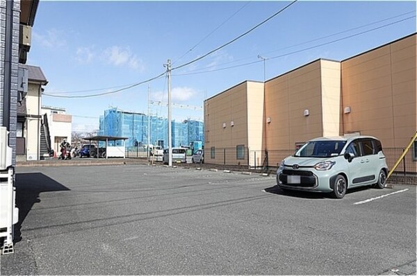 駐車場(駐車場)