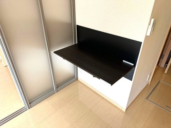 ＬＤＫにワークデスク付いてます