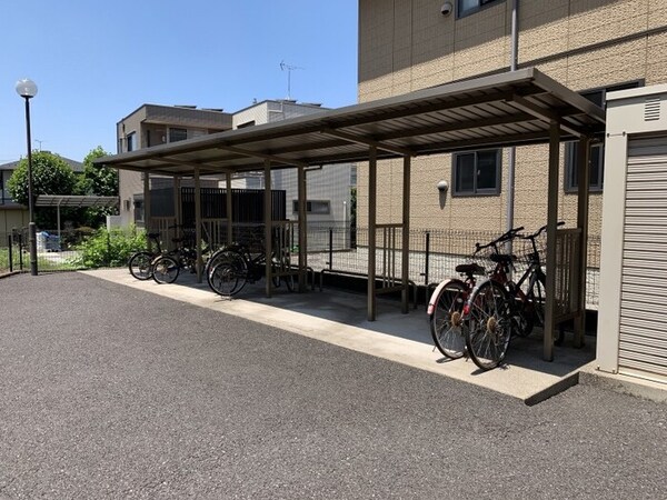 建物設備(駐輪場)