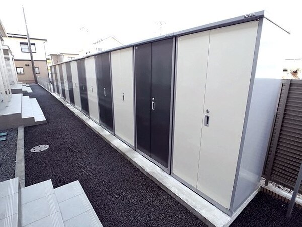 バルコニー(外部物置)