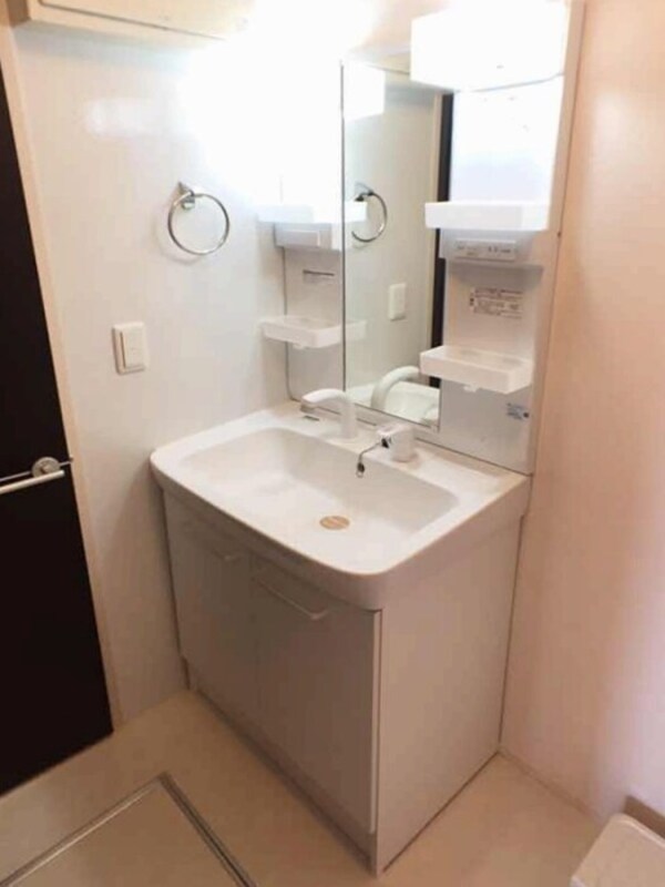 独立洗面台(洗髪洗面化粧台)