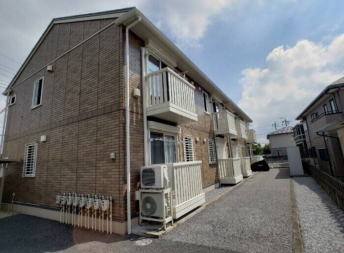 物件外観写真1　(建物外観)