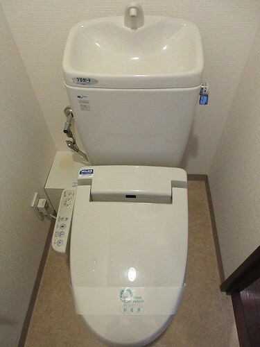 物件内観写真6　(トイレ（内装後）)